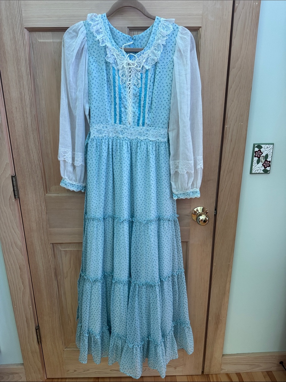 Vintage Light Blue Tiered Lace-Trim Dress with Sheer Sleeves